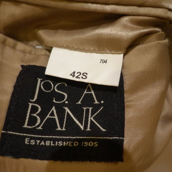 BY JOS A BANK  SIZE 42 S - Picture 3 of 5